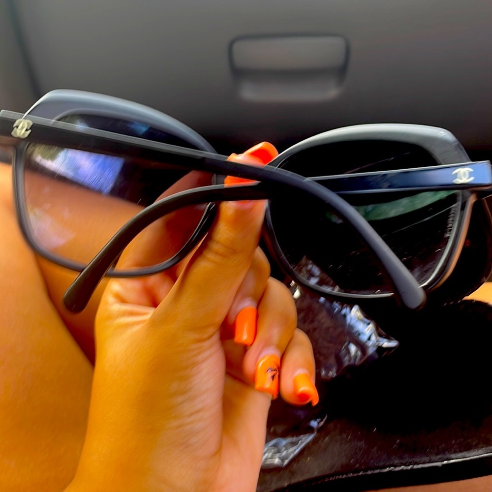 CHANEL Sunglasses Black and White 5174-A c.900/3C 58◻︎16 135 3N - Picture 2 of 6